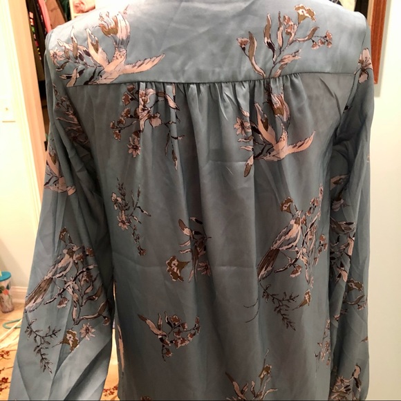 H&M Robins Egg Blue Floral Top size XS NWT Birds - Picture 11 of 11